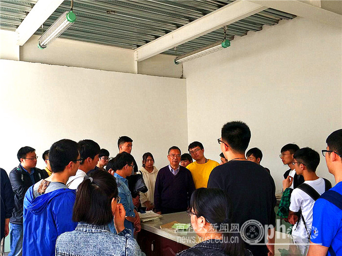 伟德BETVLCTOR组织员工赴企业参观学习